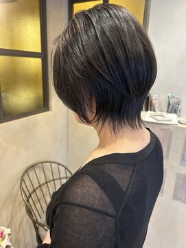 ヘアポケット スタイル店(HAIR POCKET) くびれ感が魅力の大人ウルフ