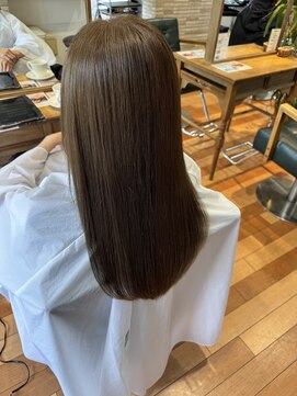ルッカランス 王子店(Lucca Lance) 8月 アッシュカラー