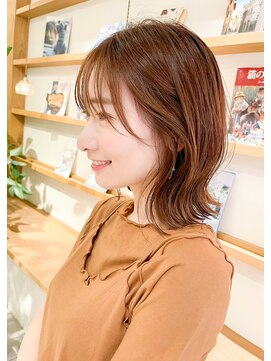 ルエ(rue) 大人可愛い20代30代40代小顔ウルフレイヤーボブ丸みショートボブ