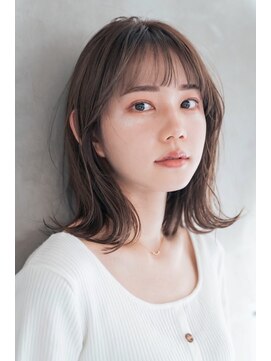 エイミー(Aimee) Aimee 外ハネボブ×ナチュラルグレージュ