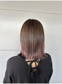 ピンクベージュ