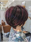 くびれショート、ブリーチカラー