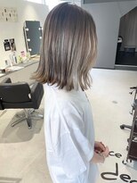 キング 梅田(K!ng)&nbsp;【梅田】ミルクティーベージュダブルカラーケアブリーチ