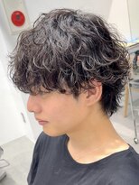 波巻きツイストスパイラルメンズウルフツーブロックメンズパーマ