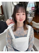 オブヘアージユウガオカ(Of HAIR Jiyugaoka) 【ミディアム×フェイスレイヤー】