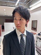 《仕事後も通いやすい立地と気兼ねなく入れる内観》再現性を追求した「メンズスタイル」