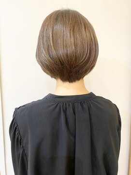 モリオ フロム ロンドン 成増店 【morio成増/一戸】大人かわいいくびれショート