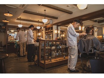 バーバーショップ ダリー(BARBERSHOP DALIE)の写真/BARBER BATTLEJAPAN ～KANSAI STAGE～優勝スタイリストが在籍する実力派サロン。理想の髪型をご提案。