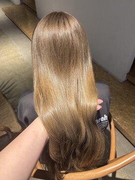 セブンベルベット(7 Velvet) ミルクティーベージュ【円口睦】