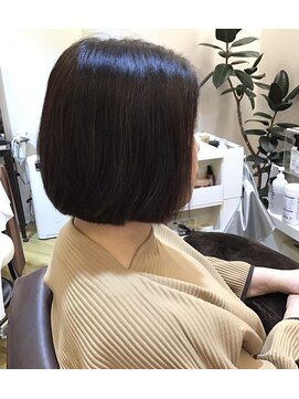 サロン ド ルーク(salon de LHOOQ) コスメストレート/大人ボブ