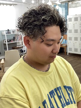 ユイマァルスロウ(YUIMARL SLOW) オールバックパーマ【極道パーマ】