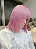 ミディアムレイヤーカット長めボブハイブリーチハイトーンカラー