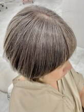 アイニ 河内小阪店(aini) 白髪ぼかしカラー白髪ぼかしハイライト大人ショート30、40、50代