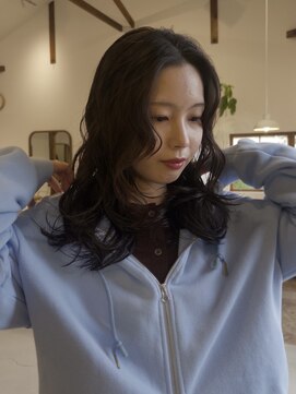 ミッケ(mikke) 大きめウェーブ韓国perm