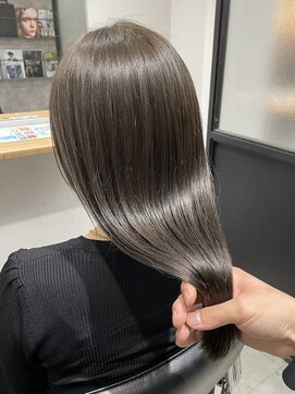 ブリーチなしアッシュグレージュ　　上品透明感［kenta］