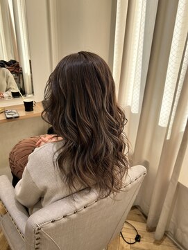 ルアナ ヘア アンド トリートメント(Luana) 白髪ぼかしメッシュ☆NOA