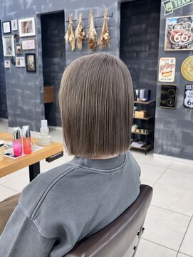 ラウル(Laulu) 黒髪/クラゲヘアー/オリーブグレー/小顔/ココアベージュ/佐倉