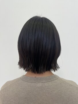 アッシュ 十日市場店(Ash) 切りっぱなし ミニボブ