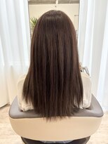 ウイ バイ ファースト 北四番丁店(u'i by first)&nbsp;ツヤストレートスタイル×グレージュカラー