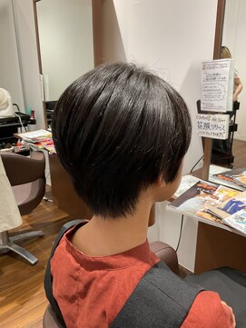アミカ シーモール店(Amica) ハンサムショート
