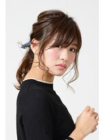 アース 流山おおたかの森店(HAIR&MAKE EARTH)&nbsp;こなれ感たっぷり トレンドポニーアレンジ【EARTHおおたかの森】