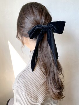 アイティーバイアルバム 藤沢店(IT by ALBUM) ポニーアレンジ_カーキグレージュマッシュショート_ba323142