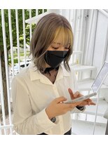 シー(thee) ミルクティーベージュ×イエロー