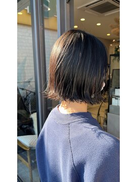 クルニエ(crenier) 外はねボブ/パッツリ