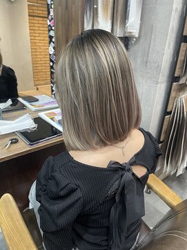 ラフ(LAFF) #バレイヤージュ#グレージュカラー#ボブウルフ#ココアベージュ