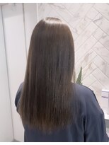 エイト 難波店(EIGHT namba)&nbsp;オリーブベージュ艶髪ストレート