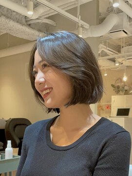 ザックジングウ 表参道(ZACC JINGU) ボブ/前髪なし/顔周りカット