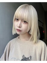 ジーナ(XENA) ケアブリーチ×ハイトーン×ホワイトカラー(渋谷)