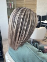 サロンドジョー(salon de joe) ケアブリーチダブルカラーインナーカラーショートボブレイヤー