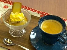 ピースヘアー(Pi:s HAIR)の雰囲気（カフェサービスもあります♪）