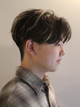 トッド(tod) メンズカット フェザーショート メンズパーマ ビジネスパーマ