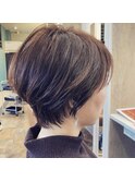 ショートボブ