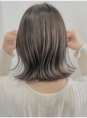 デザインカラーレイヤーカットウェットヘアオリーブベージュ白髪