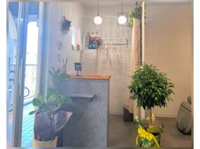 ナナラ(Nanala)の雰囲気(近鉄高安駅から徒歩1分)