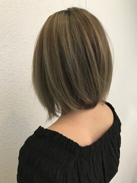 ディー エメ(D-aimer-) 前下がりボブ×外国人風立体感カラー【2WAYカラー】