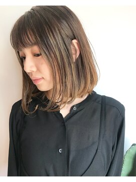 ムク(MUKU) 前下がりロブ