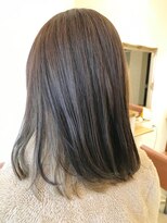 リール ヘアーアンドカンパニー(Rire Hair&Co.) グレージュミディアムボブ／インナーカラー