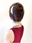 柔らかな夜会ヘアセット
