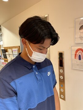 エクリ 麻布十番(equri) ニュアンスセンターパート