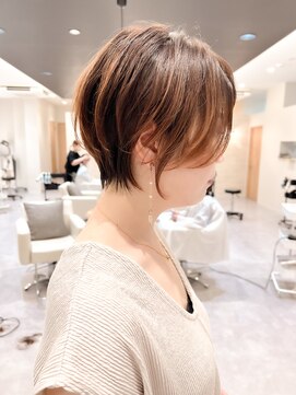 ヴィサージュタイム(VISAGE thyme) 丸みショート/ショート/ショートボブ/ボブ/ブリーチ/ハイライト