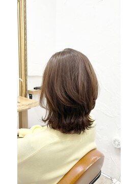 ミッシェル アフロート(michelle afloat) ミディアムくびれレイヤー◎20代30代40代