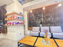 店内のご紹介[本厚木/髪質改善/ハイライト/白髪ぼかし/ヘッドスパ/縮毛矯正/ダブルカラー/インナーカラー]