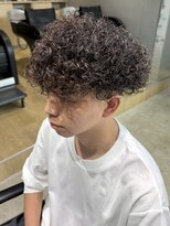 レタッチ バイ フィフス 天神大名(RETOUCH by fifth)&nbsp;プードルパーマハードスパイラルパーママッシュメンズパーマ束感