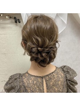 ティットバイウルー(tytto by uruu) 【シニヨン】表参道/表参道駅/ヘアセット/早朝