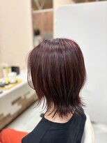 モナミ美容室 くびれ外ハネスタイル。