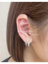 ライズ ネックス ザ サロン 渋谷(LIZE nex the salon)&nbsp;【MOE】トレンド♪チタン粒耳ジュエリー